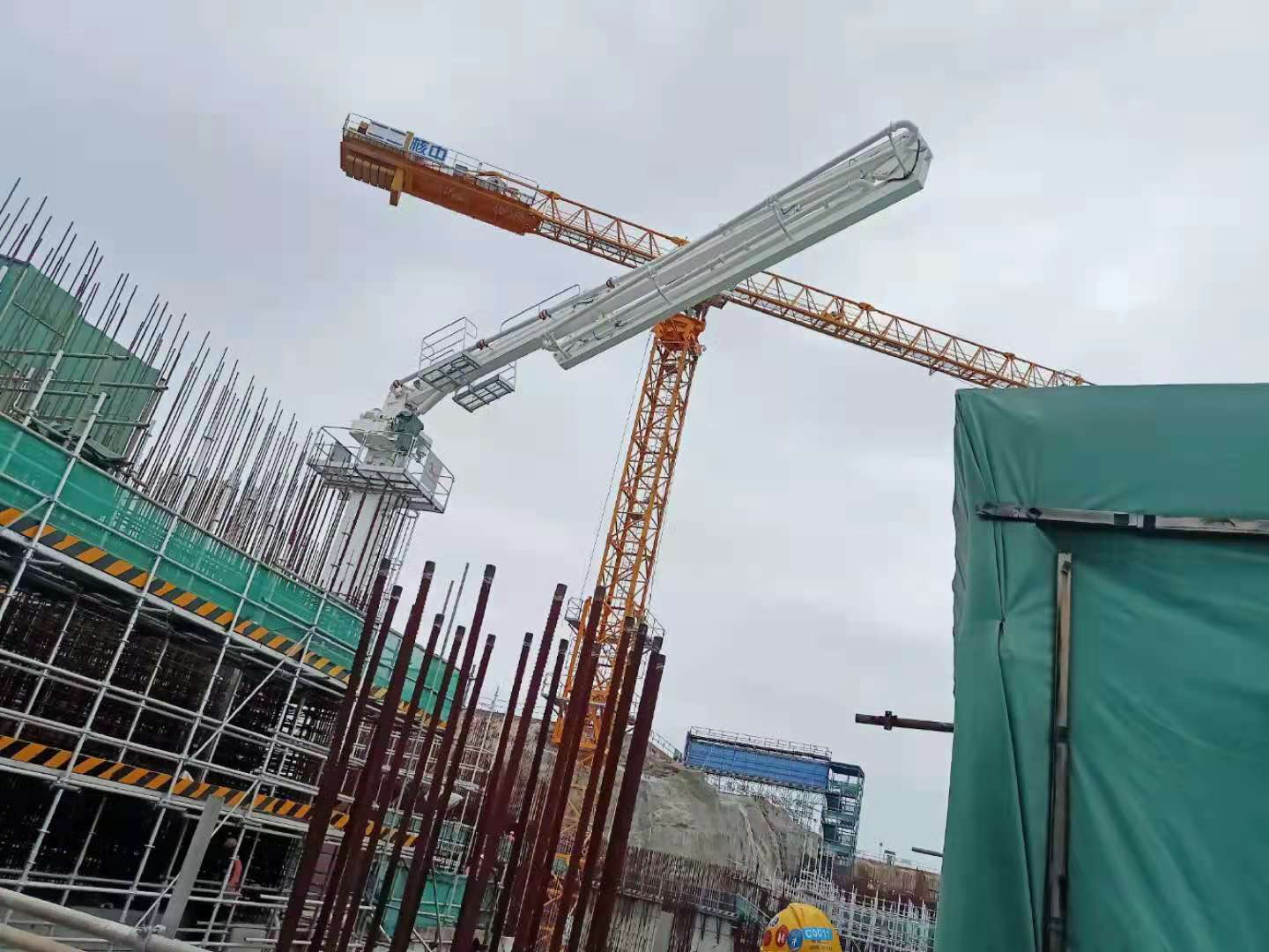 混凝土布料機安裝 混凝土布料機安裝